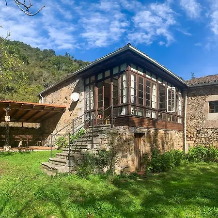 Palacio Del Cardenal Cienfuegos Aguera (Belmonte de Miranda, Asturias)
