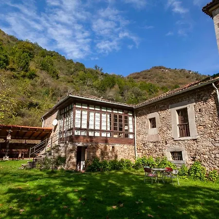 Palacio Del Cardenal Cienfuegos * Aguera (Belmonte de Miranda, Asturias)